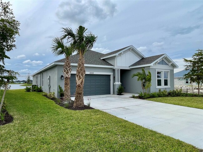 12056 SW Pietra Wy in Port St. Lucie, FL - Building Photo - Building Photo