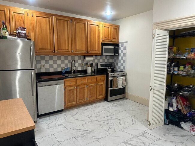 515 Massachusetts Ave in Boston, MA - Building Photo - Building Photo
