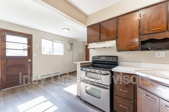 5903 W Morris St in Indianapolis, IN - Building Photo - Building Photo