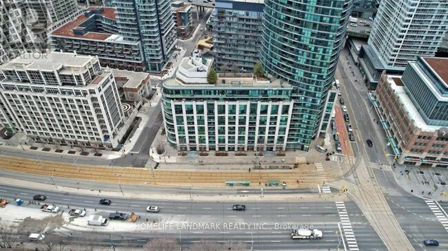 600-600 Fleet St
