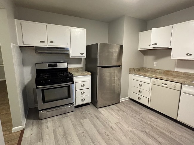 property at 958 Effie Rd