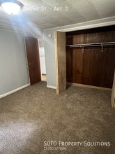 326 S Spring St in Perryville, MO - Building Photo - Building Photo