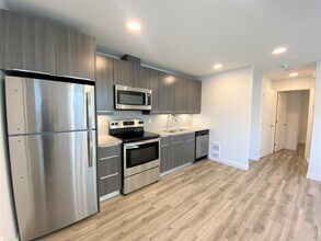 9905 151 St NW in Edmonton, AB - Building Photo - Building Photo