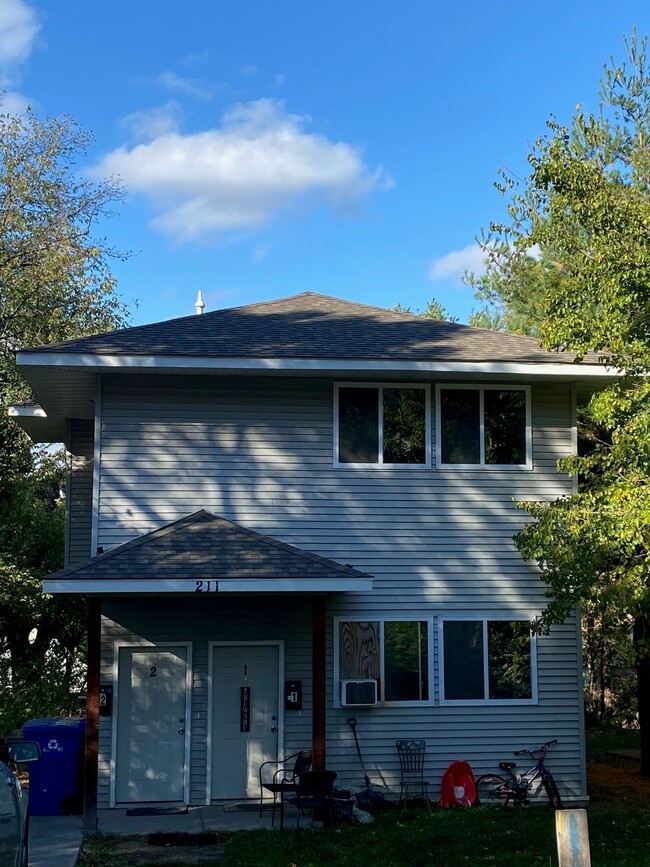 property at 211 Belvidere St E