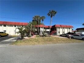 1376 Archer St in Lehigh Acres, FL - Building Photo