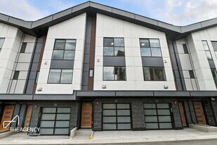 1980 Upper Sundance Dr in West Kelowna, BC - Building Photo