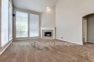 2424 Chesterwood Dr in Little Elm, TX - Building Photo - Building Photo