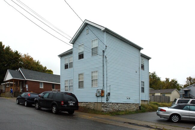 127 Prall St in Lexington, KY - Foto de edificio - Building Photo