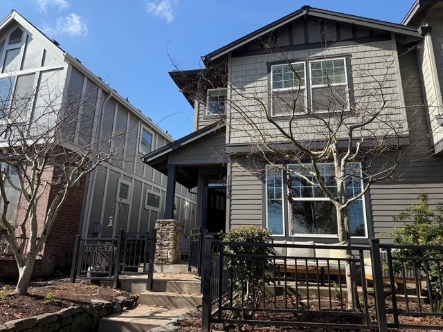 property at 11836 SW Palermo St