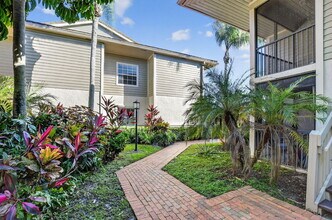 7623 Cinebar Dr in Boca Raton, FL - Foto de edificio - Building Photo