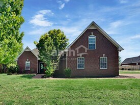 711 Riata Ct in Smyrna, TN - Building Photo