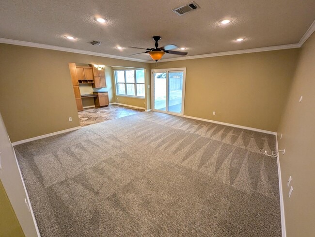 2734 Augustus Rd in Navarre, FL - Building Photo - Building Photo