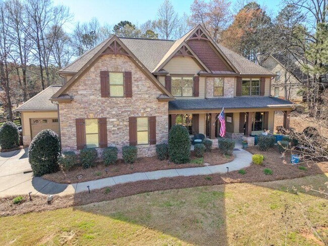 203 Davis Mill Road in Ball Ground, GA - Foto de edificio - Building Photo