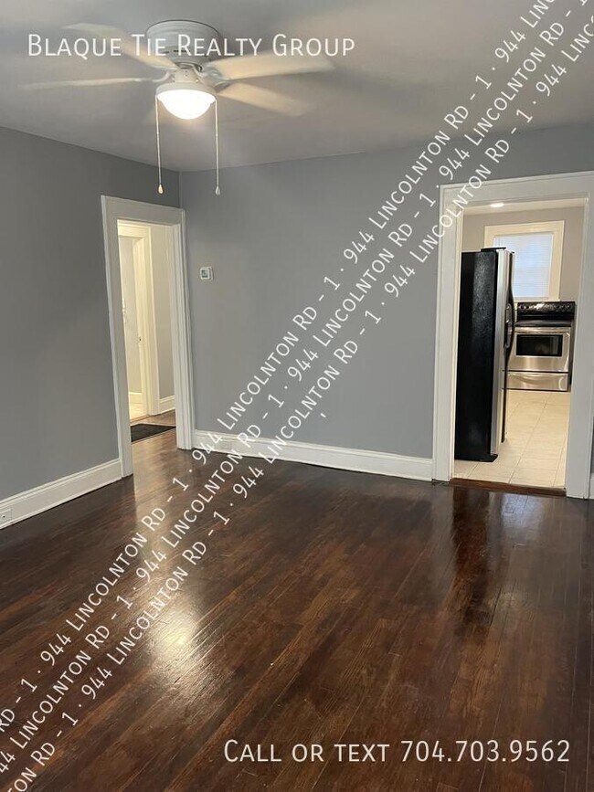 944 Lincolnton Rd in Salisbury, NC - Building Photo - Building Photo