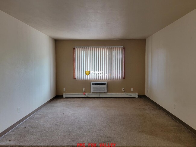 104 Sycamore St in Black Creek, WI - Building Photo - Building Photo