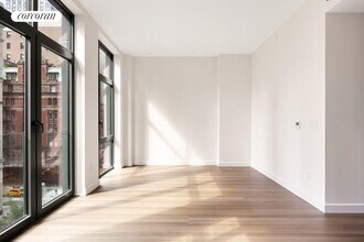 273 5th Ave in New York, NY - Building Photo - Building Photo