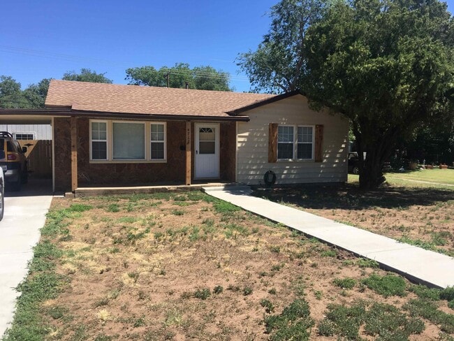 property at 4712 37th St