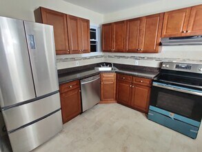 130 Magnolia Ave in Elizabeth, NJ - Building Photo - Building Photo