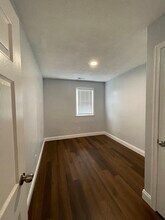 3706 Dolfield Ave, Unit #1 in Baltimore, MD - Foto de edificio - Building Photo