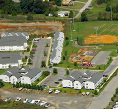 Courtyards At Fishing Creek - Tax Credit in Chesapeake Beach, MD - Foto de edificio - Other