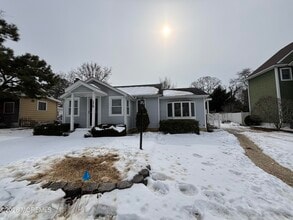 507 Riverside Dr S in Brick, NJ - Building Photo - Building Photo