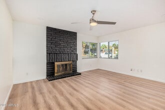 11009 S Tewa St in Phoenix, AZ - Building Photo - Building Photo