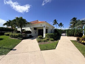 13174 La Lique Ct in West Palm Beach, FL - Building Photo - Building Photo