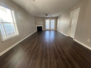 122 Red Coat Ln in Columbia, SC - Building Photo - Building Photo