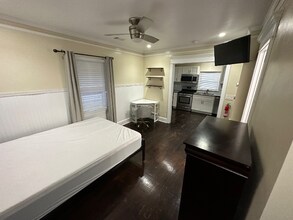 2551 McAfee Rd in Decatur, GA - Building Photo - Building Photo