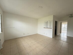 79 Easthampton D in West Palm Beach, FL - Building Photo - Building Photo