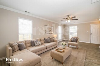 3007 Wyntree Ct, Unit 2 in Matthews, NC - Foto de edificio - Building Photo