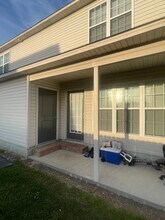 500 Hillshade Ct in Winterville, NC - Building Photo - Building Photo