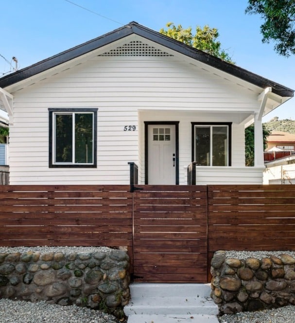 property at 529 Wentworth Ave
