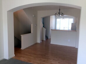 15200 SW Warbler Way in Beaverton, OR - Building Photo - Building Photo