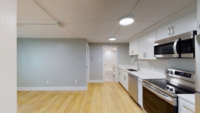 89 Woodrow Ave, Unit 5 in Boston, MA - Building Photo - Building Photo