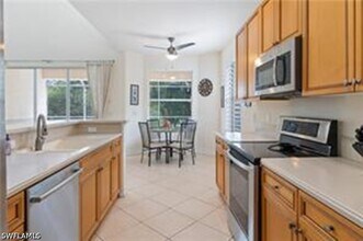 14478 Sterling Oaks Dr in Naples, FL - Building Photo - Building Photo