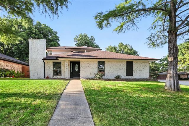 property at 2902 Panhandle Dr