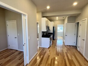 1247 Penn St NE, Unit 3 in Washington, DC - Foto de edificio - Building Photo