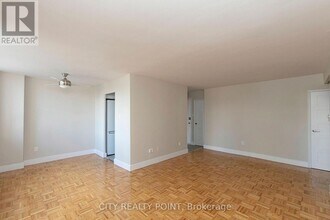 55-1055 Isabella St in Toronto, ON - Building Photo - Building Photo