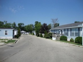 SunSet Village in Northfield, IL - Building Photo - Building Photo