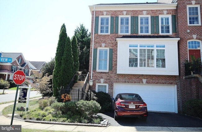 3335 Wilton Crest Ct in Alexandria, VA - Building Photo - Building Photo