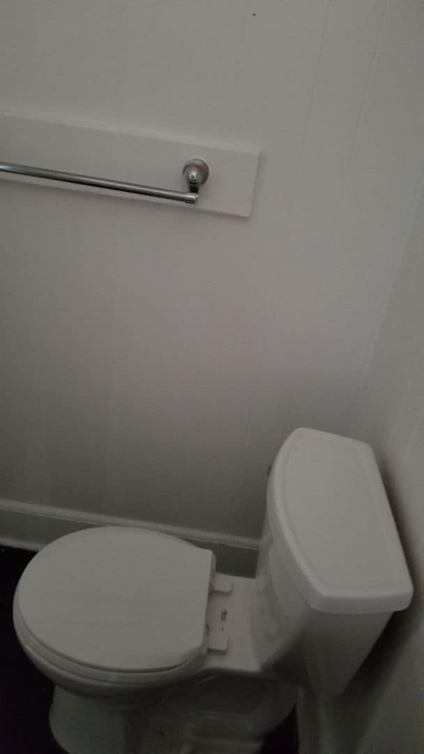 5259 Whitaker Ave in Philadelphia, PA - Foto de edificio - Building Photo