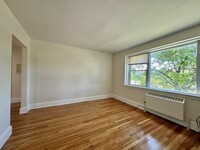 461 Arborway, Unit 3 in Boston, MA - Building Photo - Building Photo