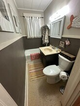 105 S Park Ave in Kendallville, IN - Building Photo - Building Photo