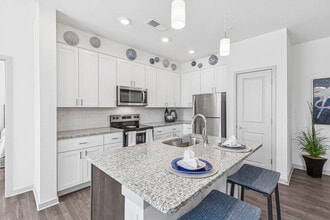 Alera at Hunters Glen in Lake Wales, FL - Foto de edificio - Building Photo