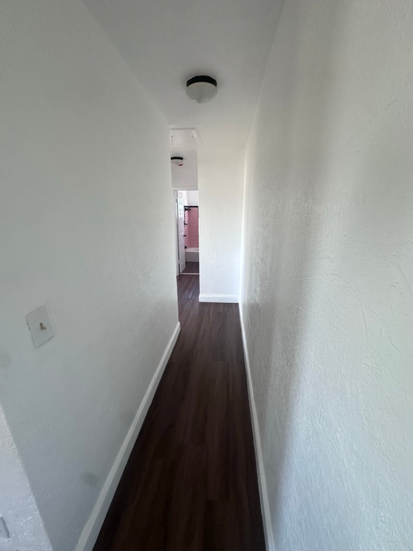 580 NW 64th St, Unit # 10 in Miami, FL - Building Photo - Building Photo