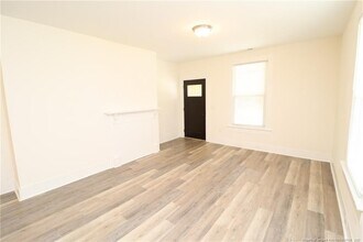 1009 Taylor St in Durham, NC - Building Photo - Building Photo