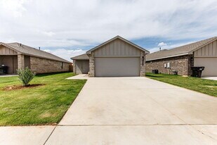 220 16th St in Wolfforth, TX - Building Photo