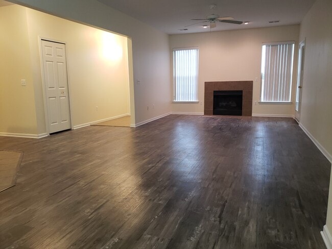 15268 Yale Dr in Clinton Township, MI - Building Photo - Building Photo