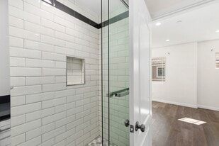 9555 Firestone Blvd in Downey, CA - Building Photo